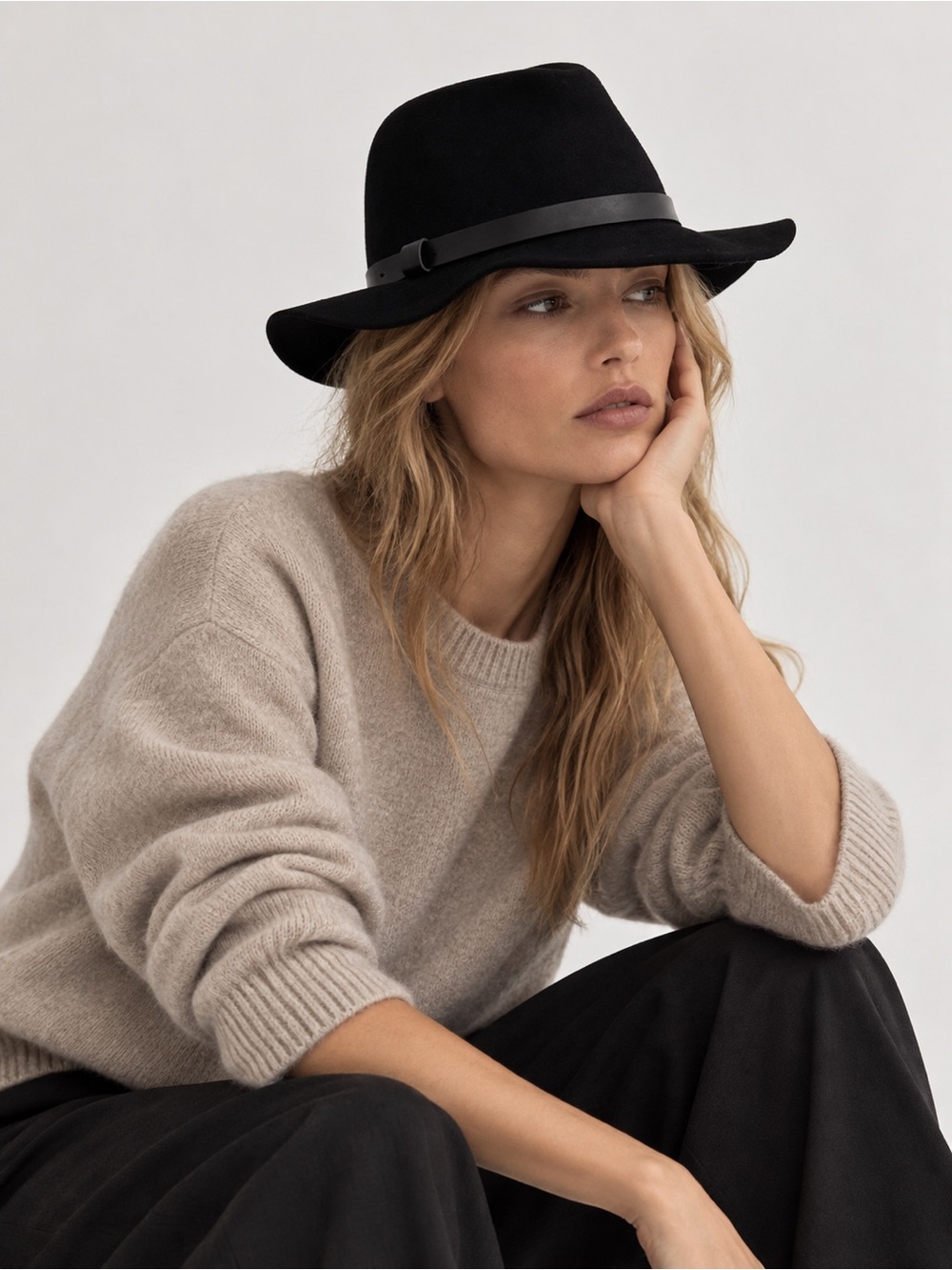 H&M Black Wool Fedora Hat with Band - Women